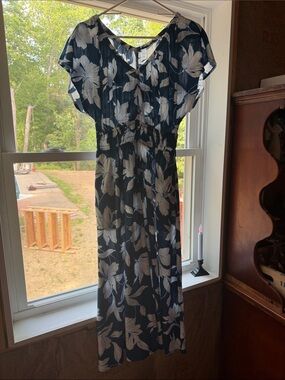 GAP Navy Maxi Dress, White Floral Print Sz S NWT